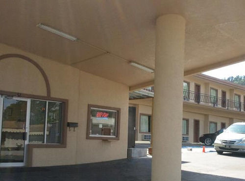 Economy Inn Χοτ Σπρινγκς Εξωτερικό φωτογραφία