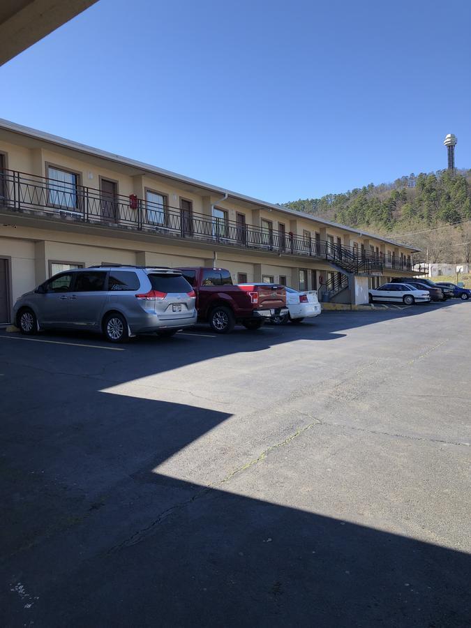 Economy Inn Χοτ Σπρινγκς Εξωτερικό φωτογραφία